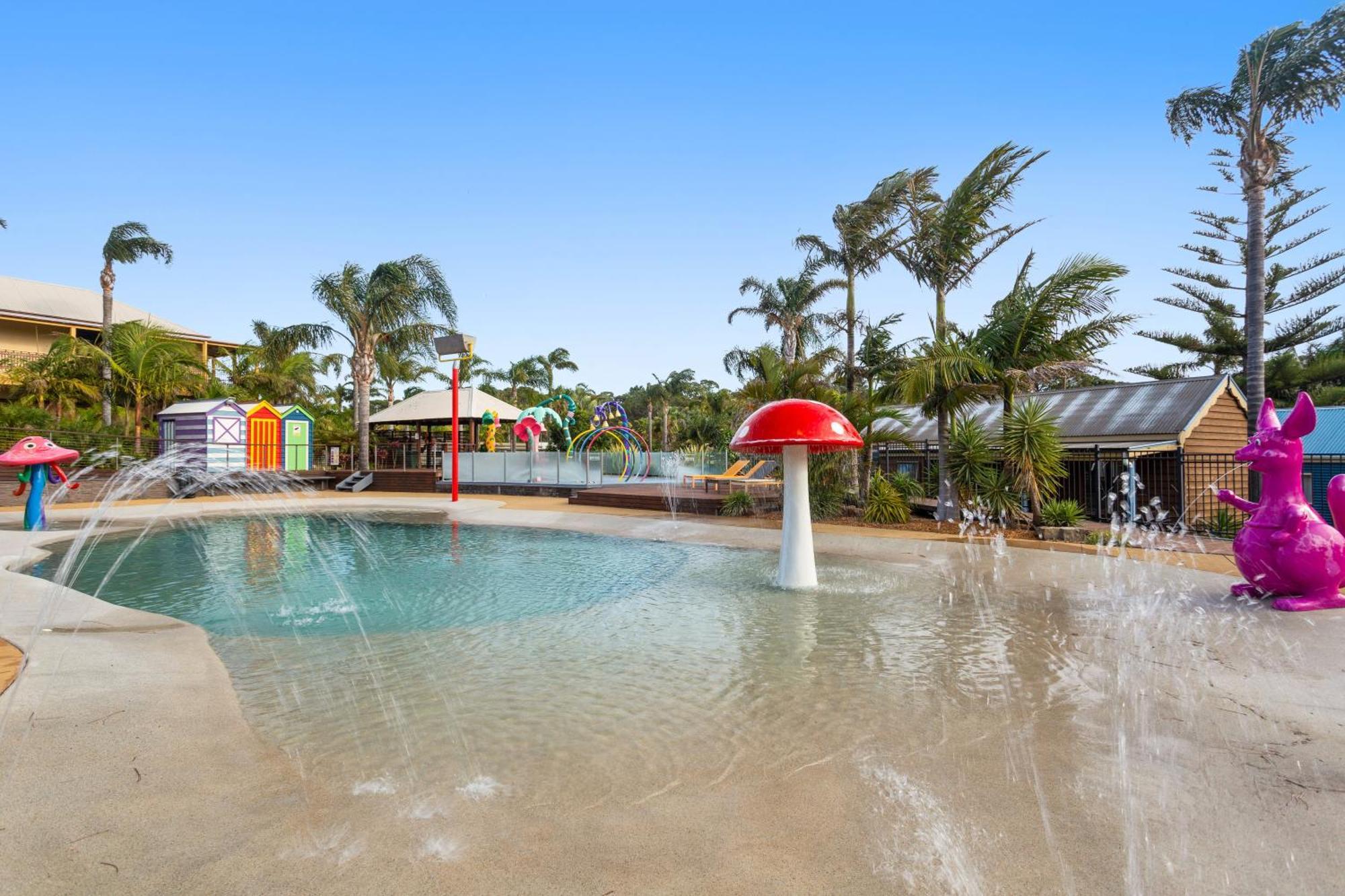 Wairo Beach Holiday Park Tabourie Lake Luaran gambar