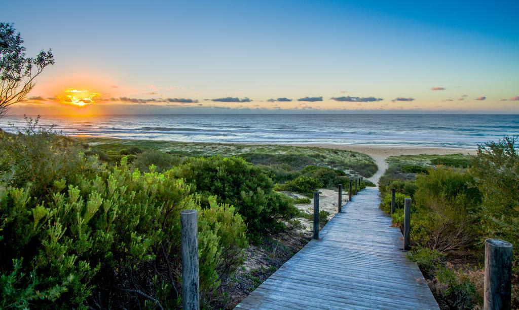 Wairo Beach Holiday Park Tabourie Lake Luaran gambar
